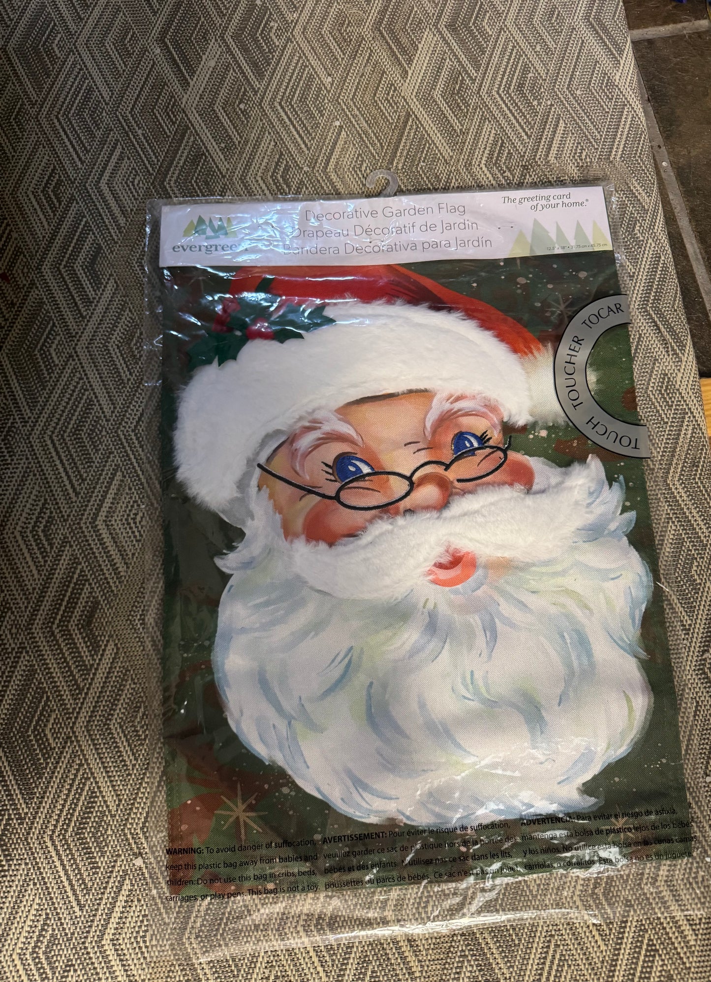 Garden Flag - Santa Traditional