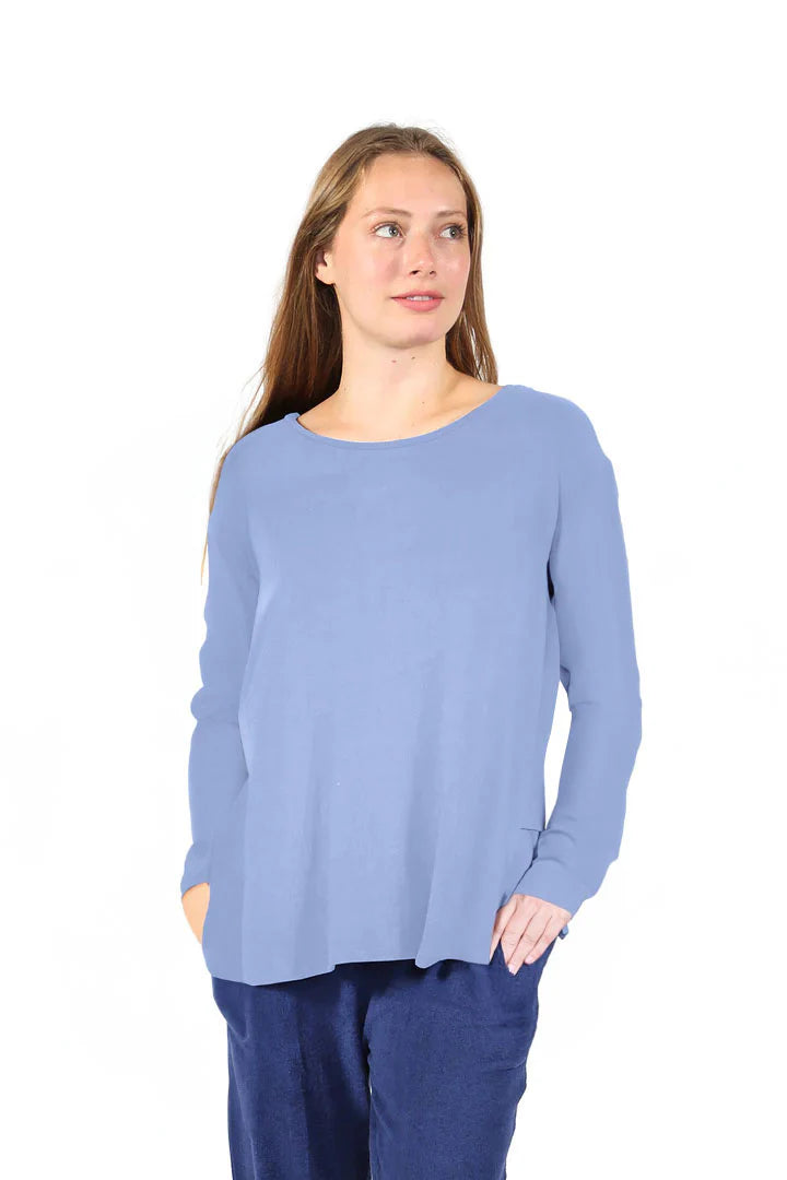 La Cera Round Neck Pullover Top