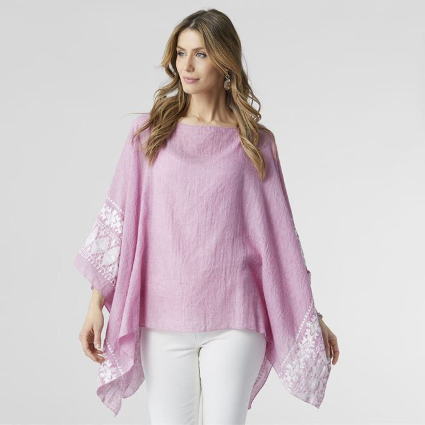 Poncho Luka Gauzy Embroidered Sleeve