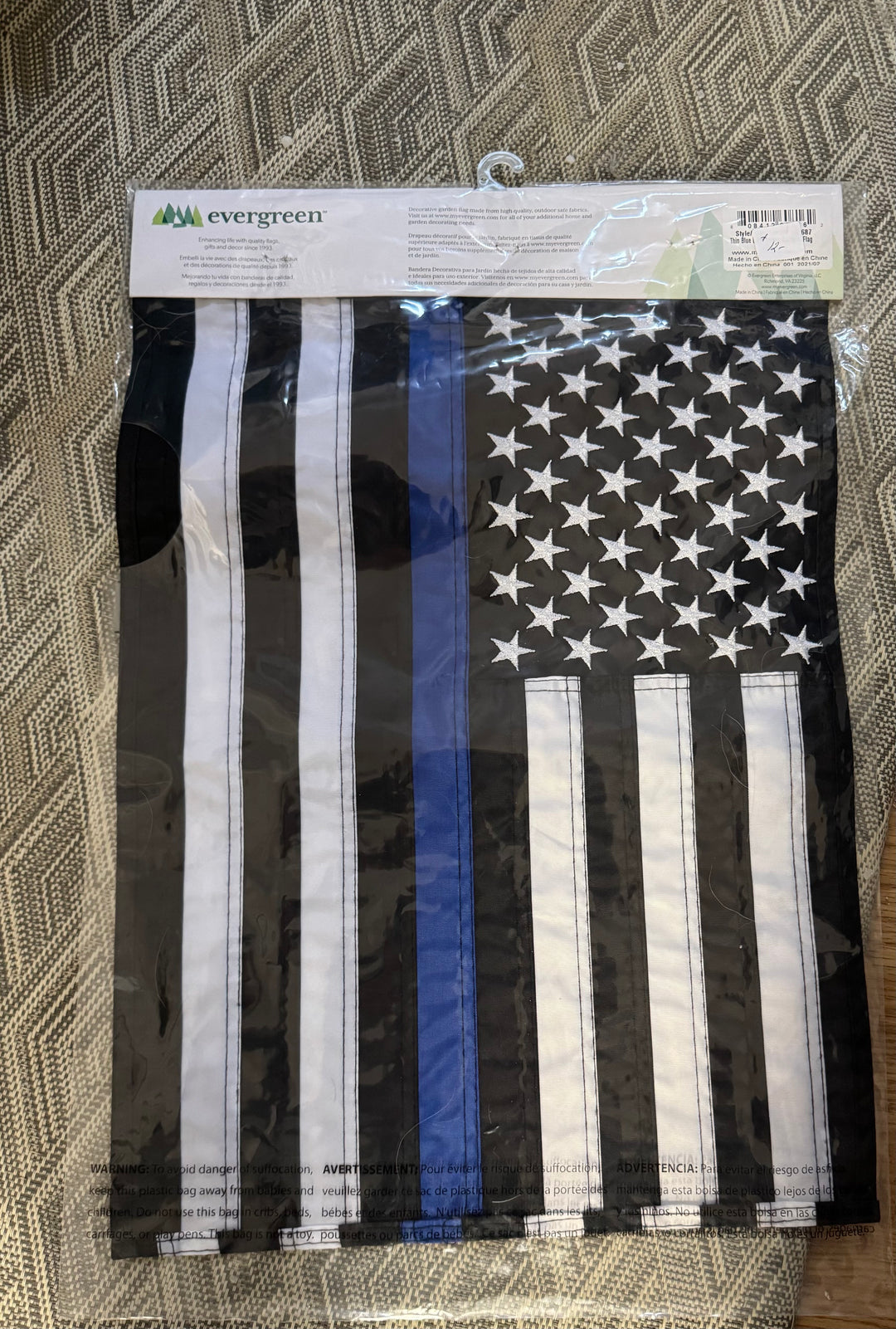 Garden Flag - Blue Line