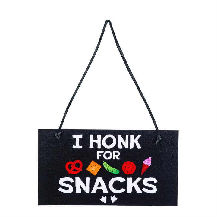 Giddy “I Honk for Snacks” Goose Sign – Funny Hanging Porch Goose Accessory