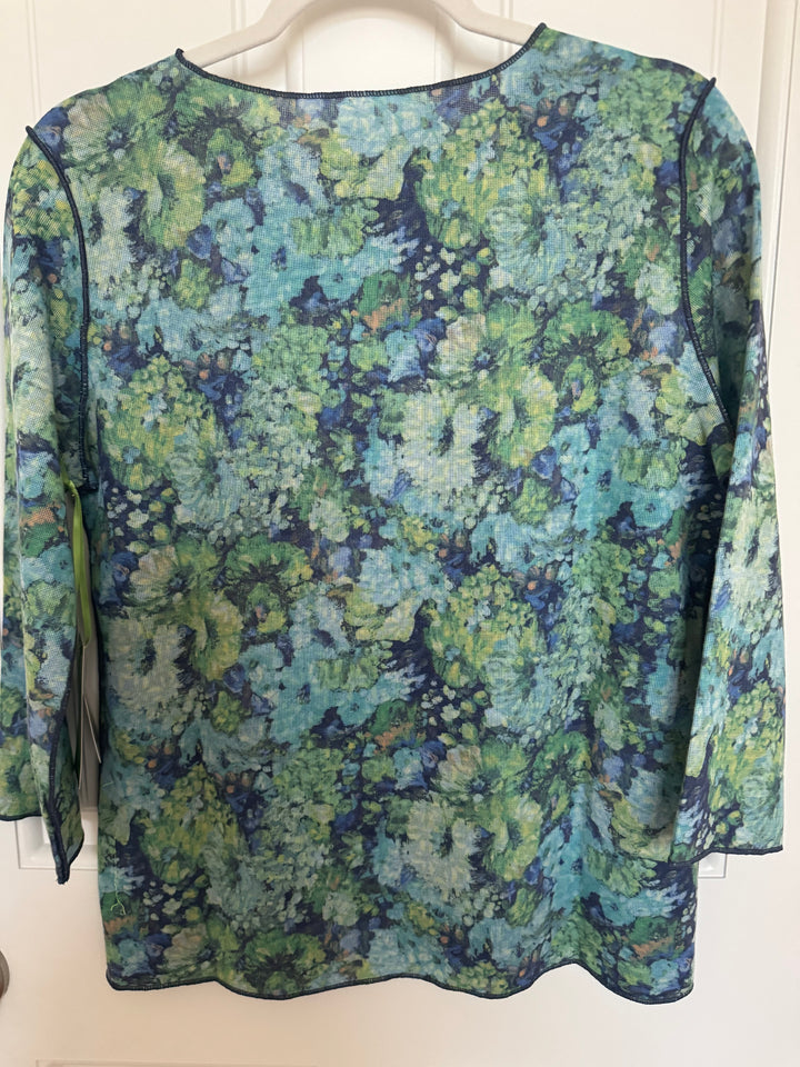 Garden Bloom Reversible 3/4 Sleeve Floral Top