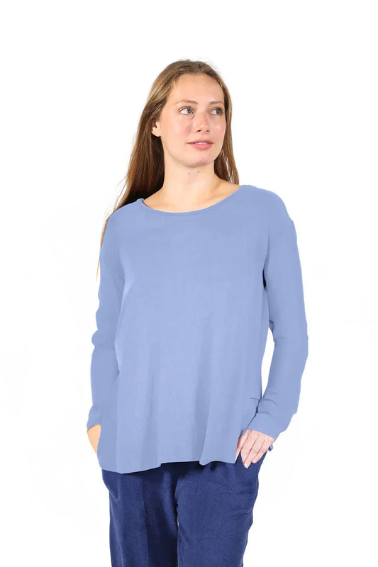 La Cera Round Neck Pullover Top