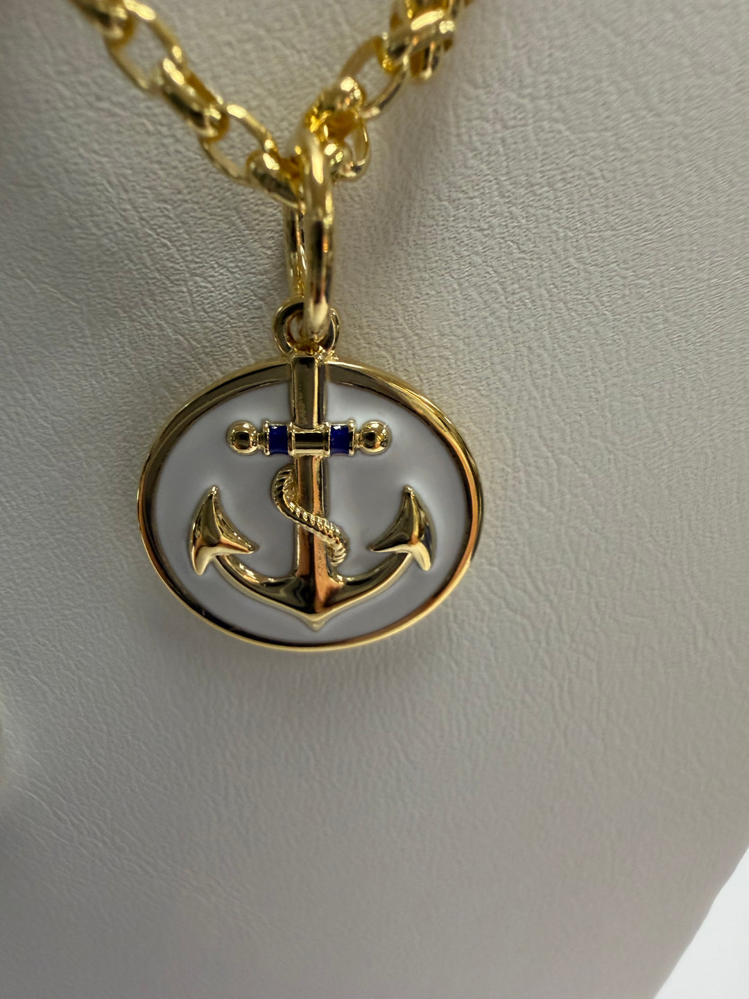 Lola Small 19 mm Gratitude Anchor Pendant - Gold Plated &amp; White