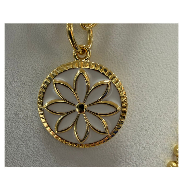 Lola Small 19mm Happiness Blooms Pendant - Gold &amp; White