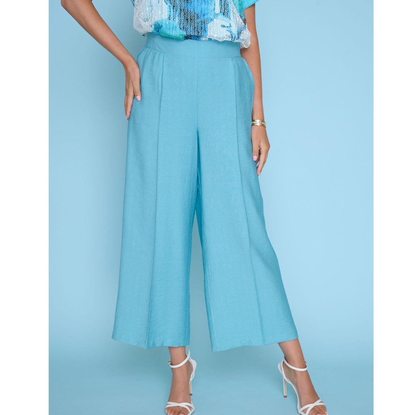 Aria High-Waist Wide Leg Cropped Pant – Breezy Comfort Fit