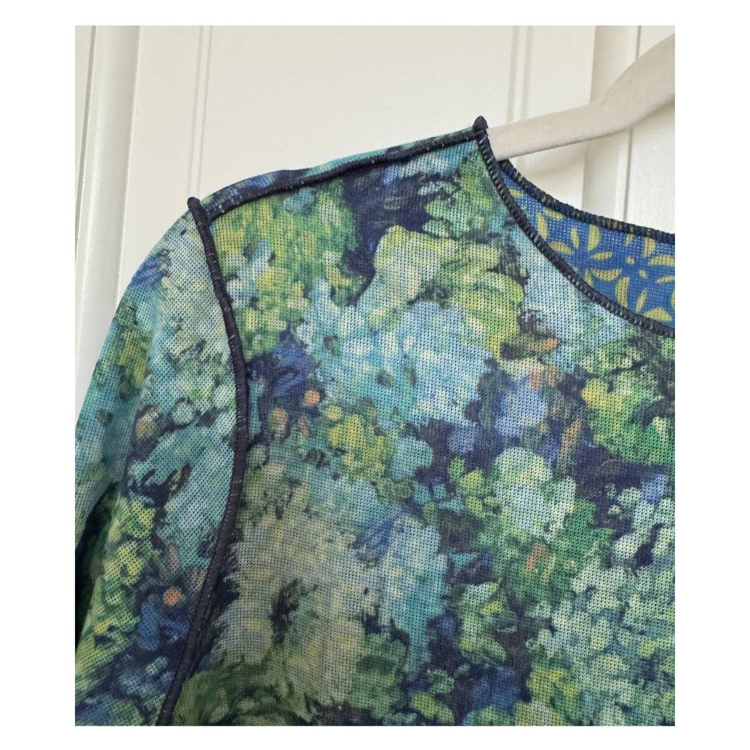 Garden Bloom Reversible 3/4 Sleeve Floral Top
