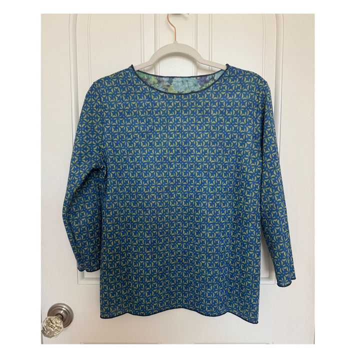 Garden Bloom Reversible 3/4 Sleeve Floral Top