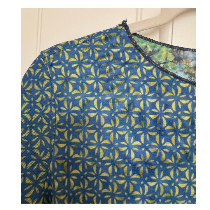 Garden Bloom Reversible 3/4 Sleeve Floral Top
