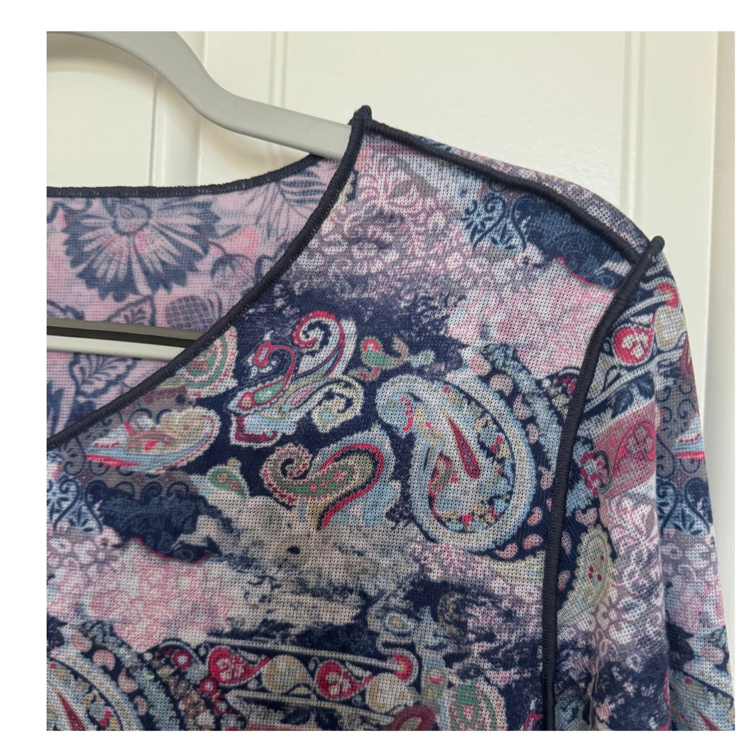 2-in-1 Reversible Paisley &amp; Floral V-Neck Top | 3/4 Sleeve Travel Essential