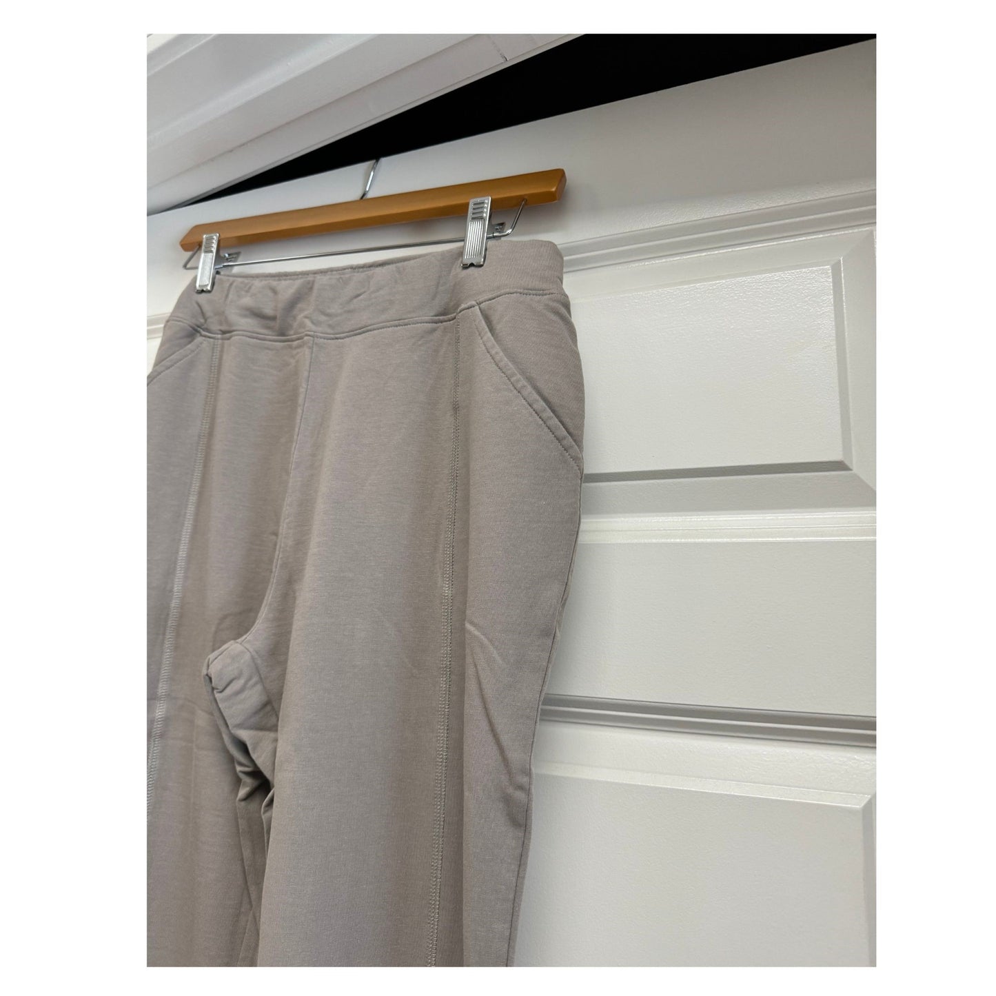 Wild Palm Taupe Pull On Pant